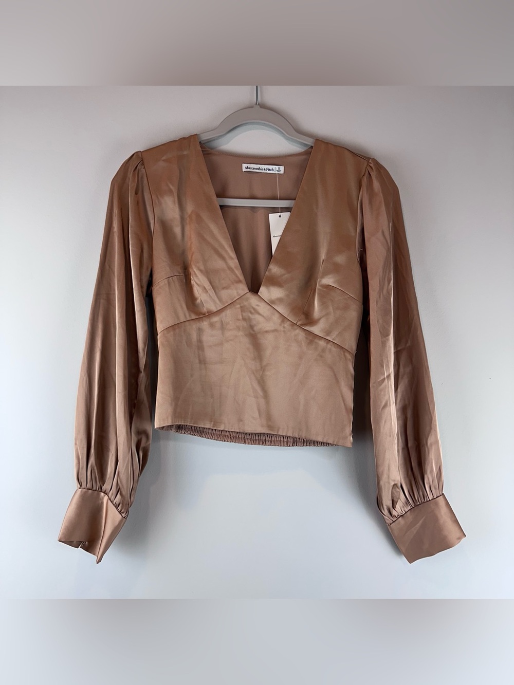 NEW Abercrombie & Fitch Gold Tan Satin Long Puff Sleeve V-Neck Top Size Small